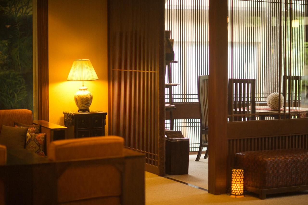 Noto Hyakurakusou Hotel Exterior photo